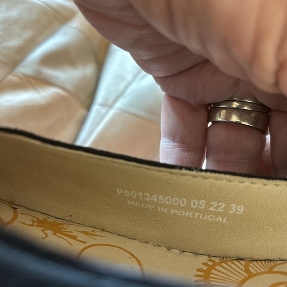 FLY LONDON Women’s Mary Jane Wedge Shoe! Made in Portugal 39 8 81/2
BAWO543FLY - Picture 13 of 13